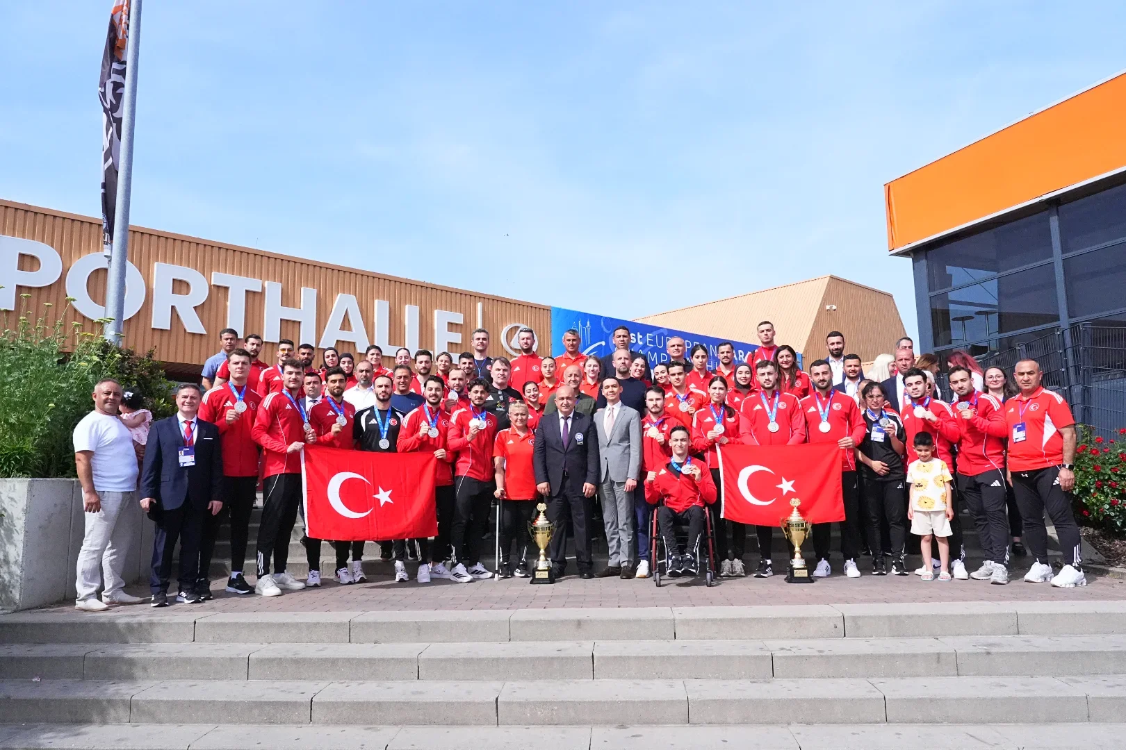 AVRUPA BÜYÜKLER KARATE ŞAMPİYONASINDA 9 MADALYA